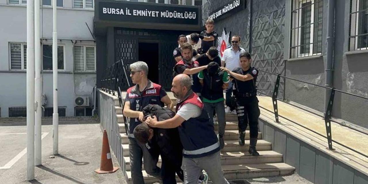 Bursa'da 'Başkomiser Volkan' Çetesinden FETÖ Dolandırıcılığı
