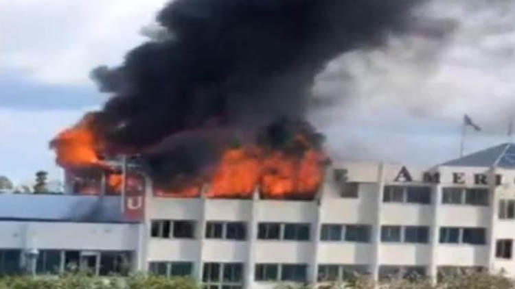 Kıbrıs’ta üniversitede korkutan yangın