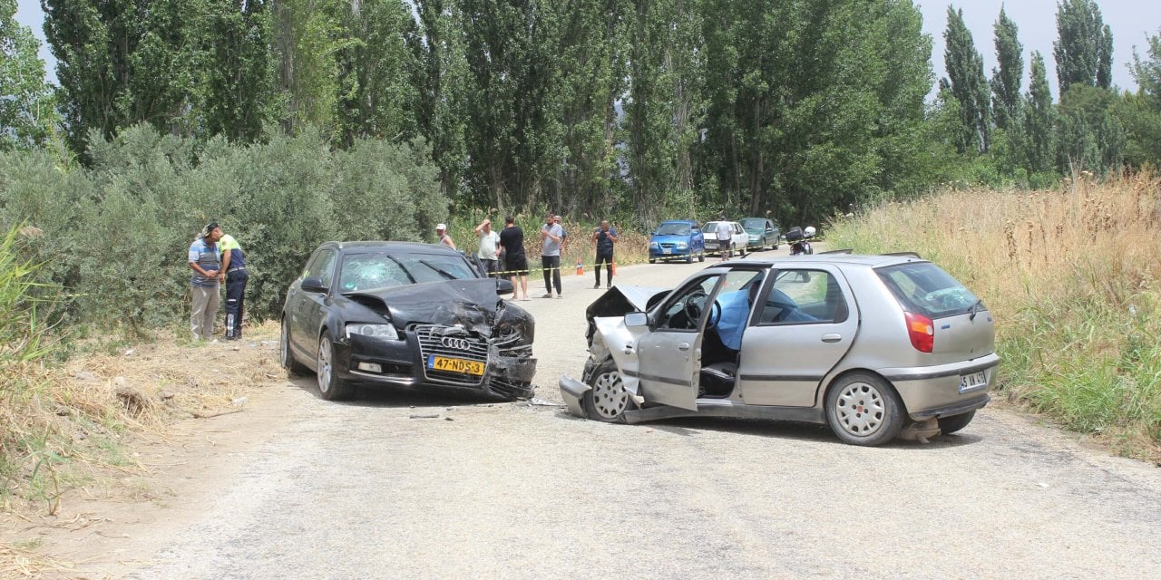 Feci Kaza Yaşlı Çifti Hayattan Kopardı!