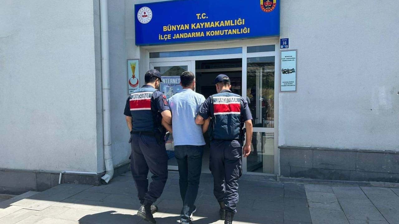 Kayseri'de firari hükümlü FETÖ'cü yakalandı