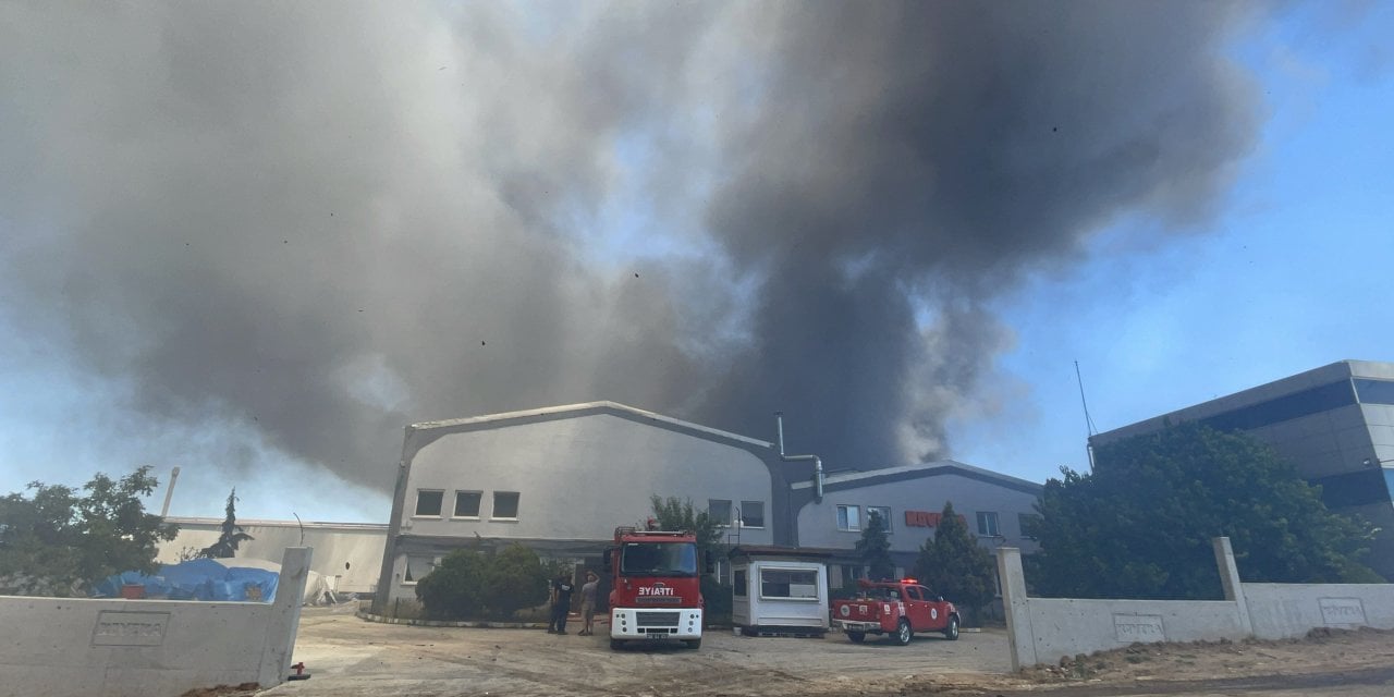 Tekirdağ'da Tekstil Fabrikasında Yangın!