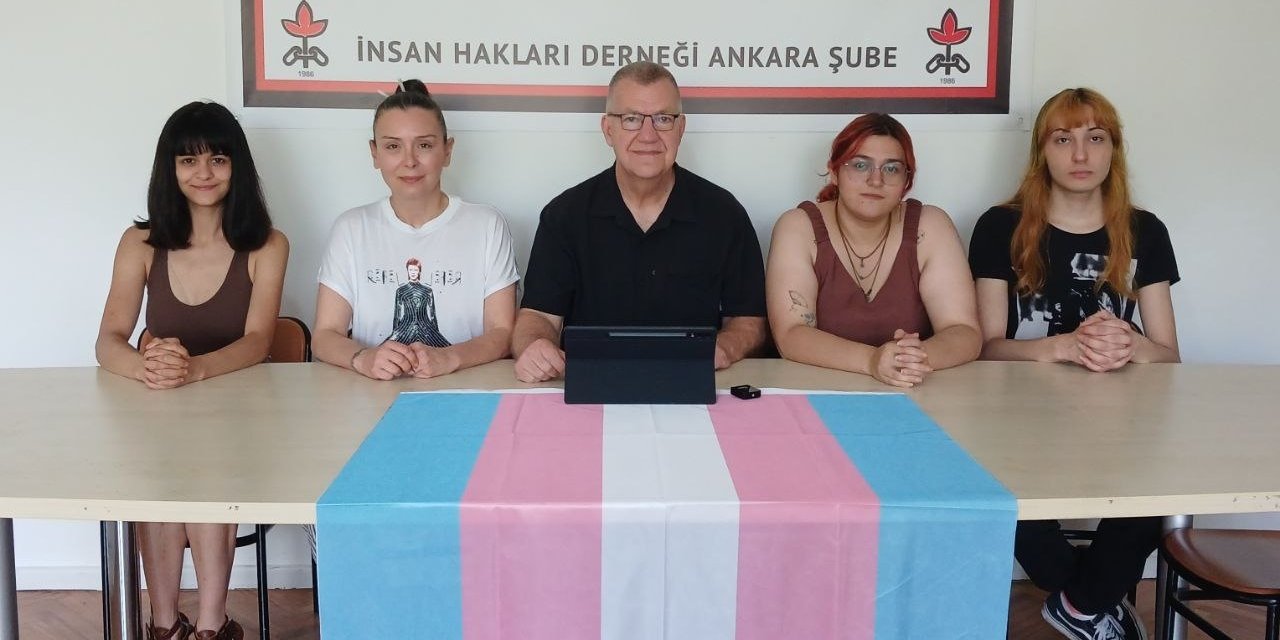 İHD Ankara Şubesi Translarla Eşitlik Günü'nde: "Bizler Buradayız, Gitmiyoruz!"