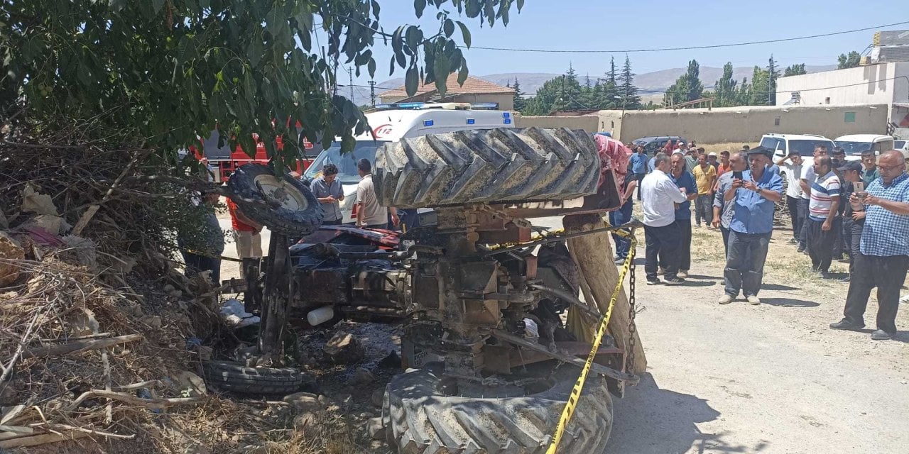 Malatya'da Kontrolden Çıkan Traktör Devrildi! 1 Ölü, 1 Yaralı