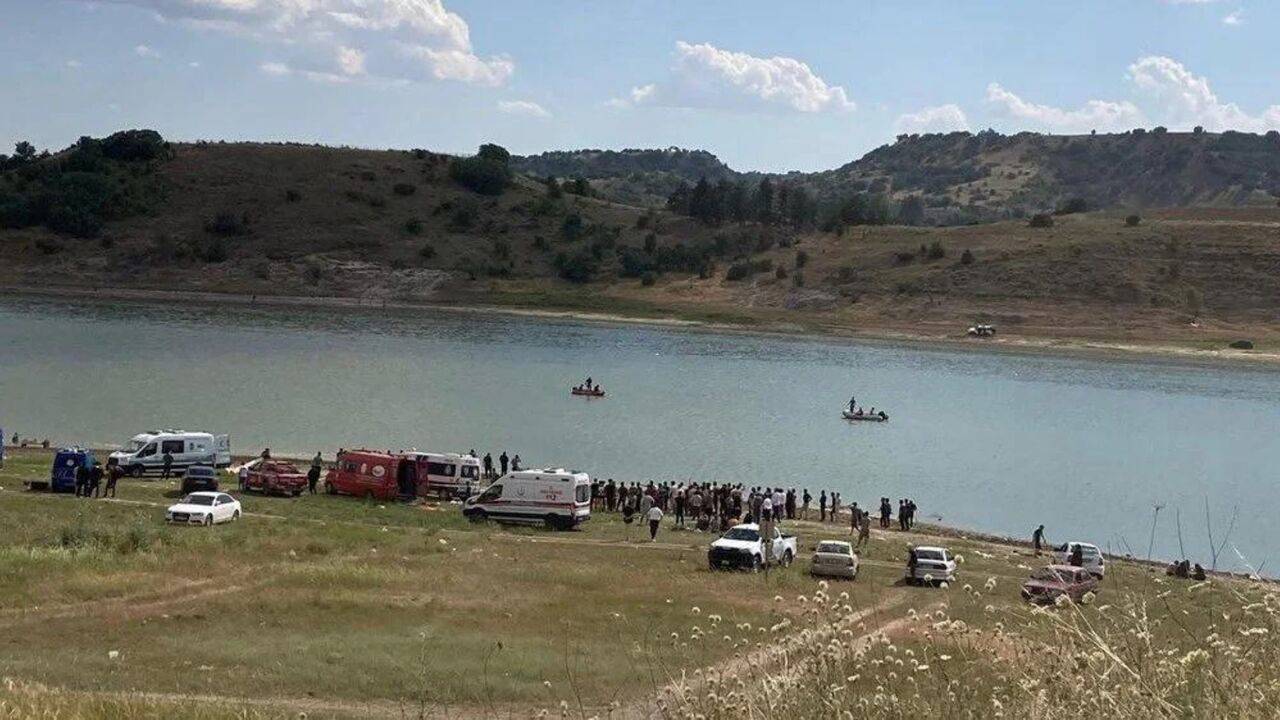 Dereye Giren 3 Kardeş Boğuldu