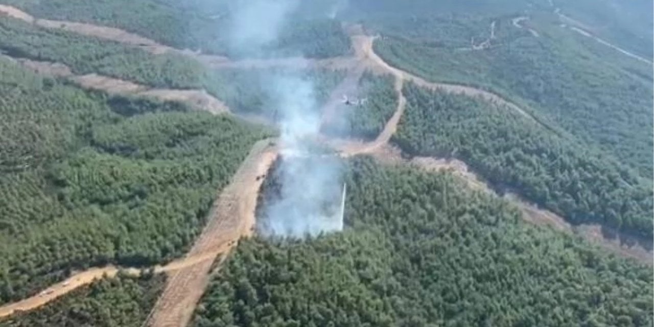 Bir Yangın da İzmir'de Başladı: Ormanlık Alan Alevler İçinde!