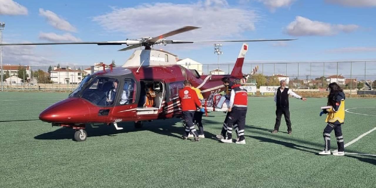 Kalp Krizi Geçiren Hasta Hava Kuvvetlerinin Helikopteriyle Taşındı