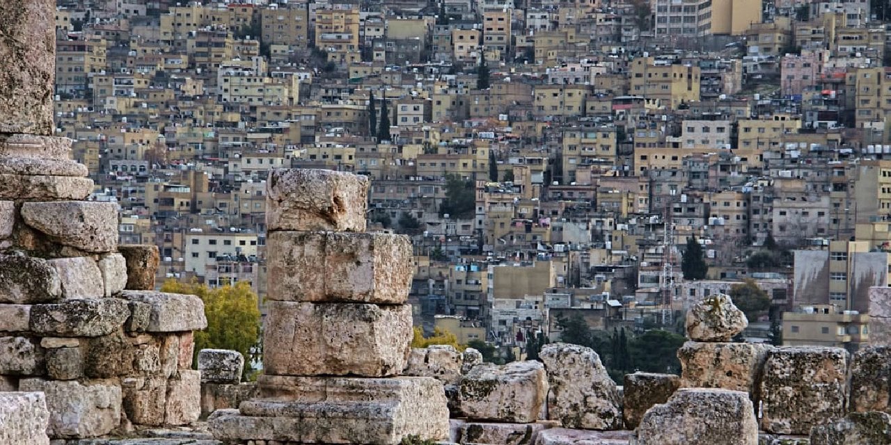 Ürdün'ün Başkenti Amman'da Bir Evde Şiddetli Patlama Meydana Geldi