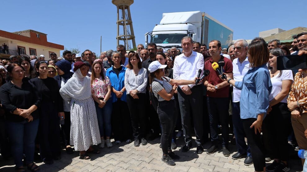 Dem Parti: DEDAŞ 37 Yıldır Bölgede Bakım Yapmıyor, Sorumlu DEDAŞ'tır