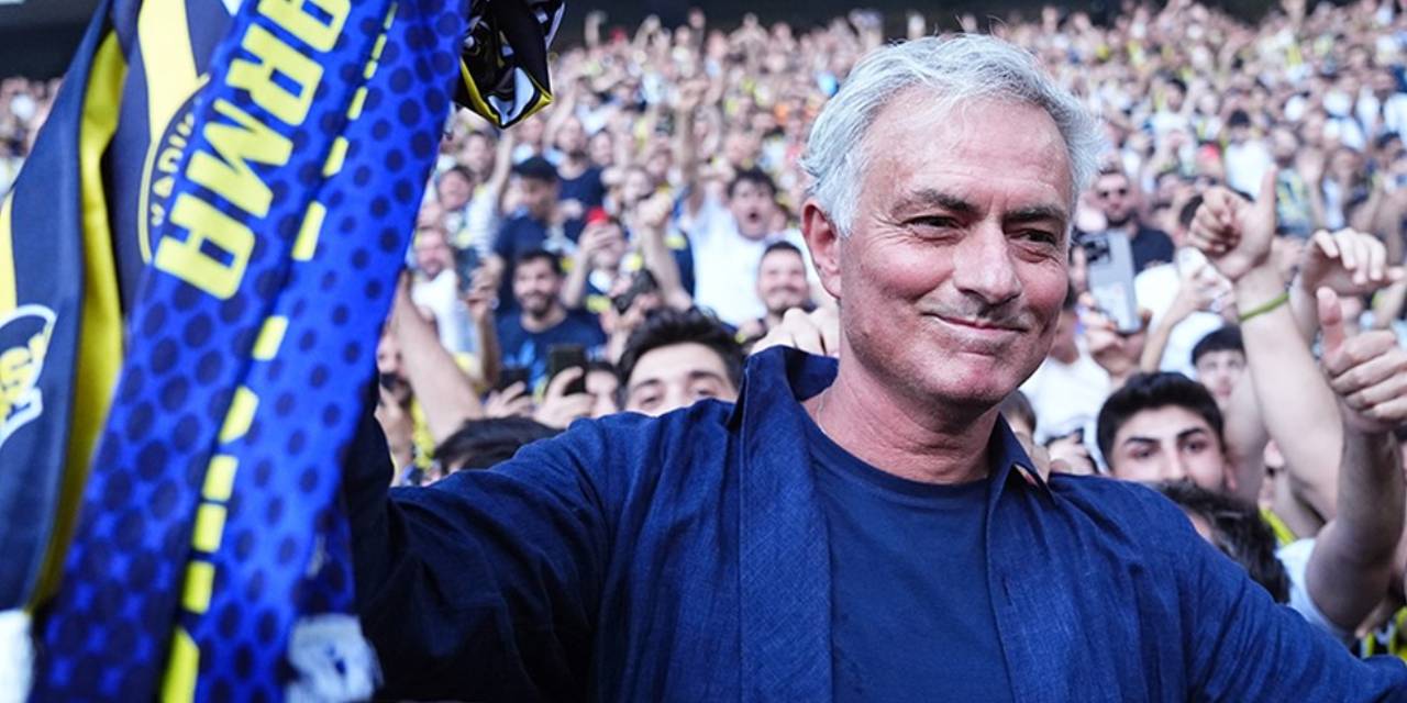 Jose Mourinho'nun Golcü Transferinde İstediği Yıldız Ortaya Çıktı