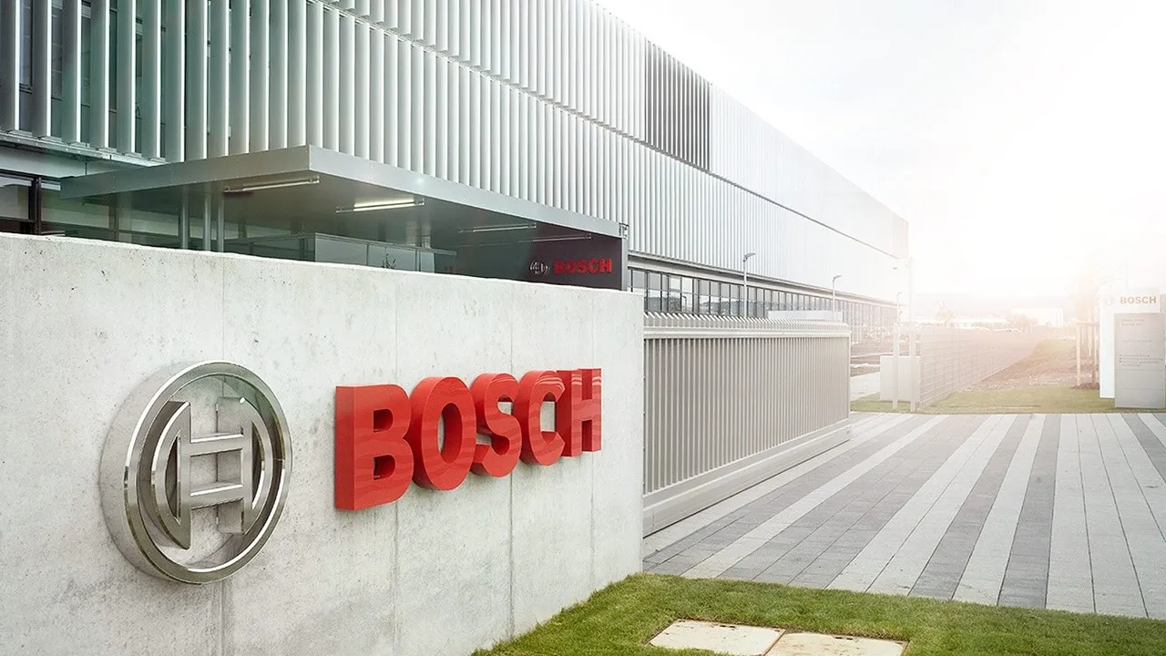 Koç'un Devraldığı Şirkete Bosch Göz Koydu: Beyaz Eşya Sektöründeki İki Devin Borsadaki Hisselerini Zıplatan Gelişme