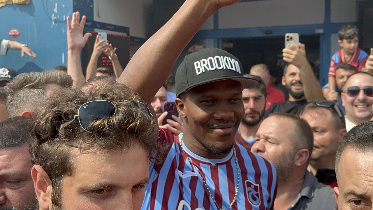 Trabzon'da Nwakaeme coşkuyla karşılandı!