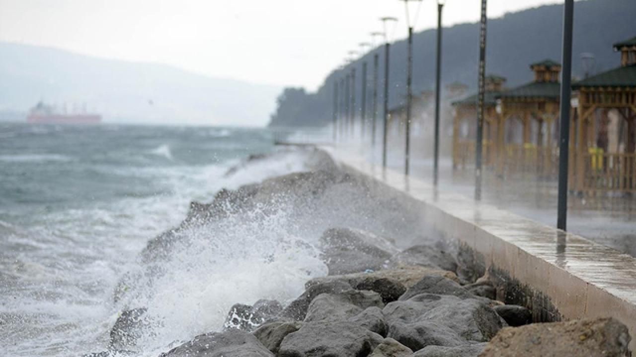 Meteoroloji duyurdu: Yarına Dikkat Marmara ve Ege’de fırtına etkili olacak!