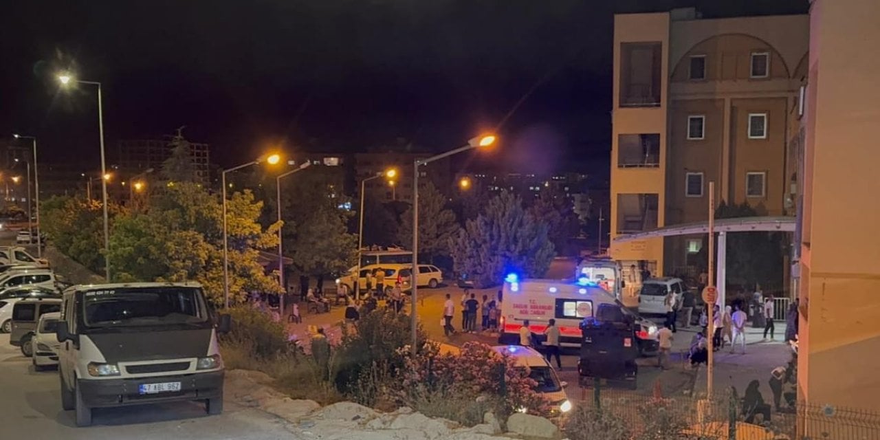 Mardin'de İki Aile Arasında Taşlı, Sopalı, Silahlı Kavga: 10 Yaralı