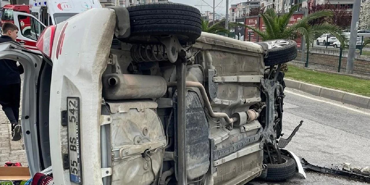 Ölümden Döndüler! Cip Refüje Daldı! Yaralılar Var
