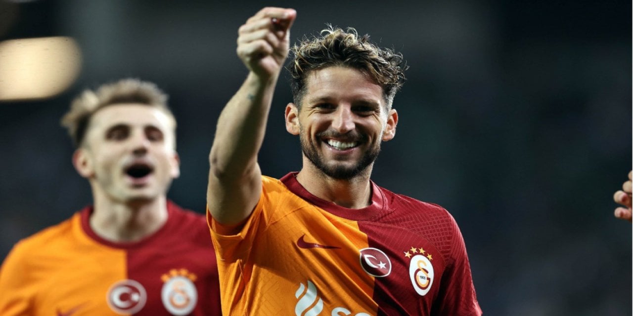 Galatasaray'dan Mertens'e Yeni Sözleşme