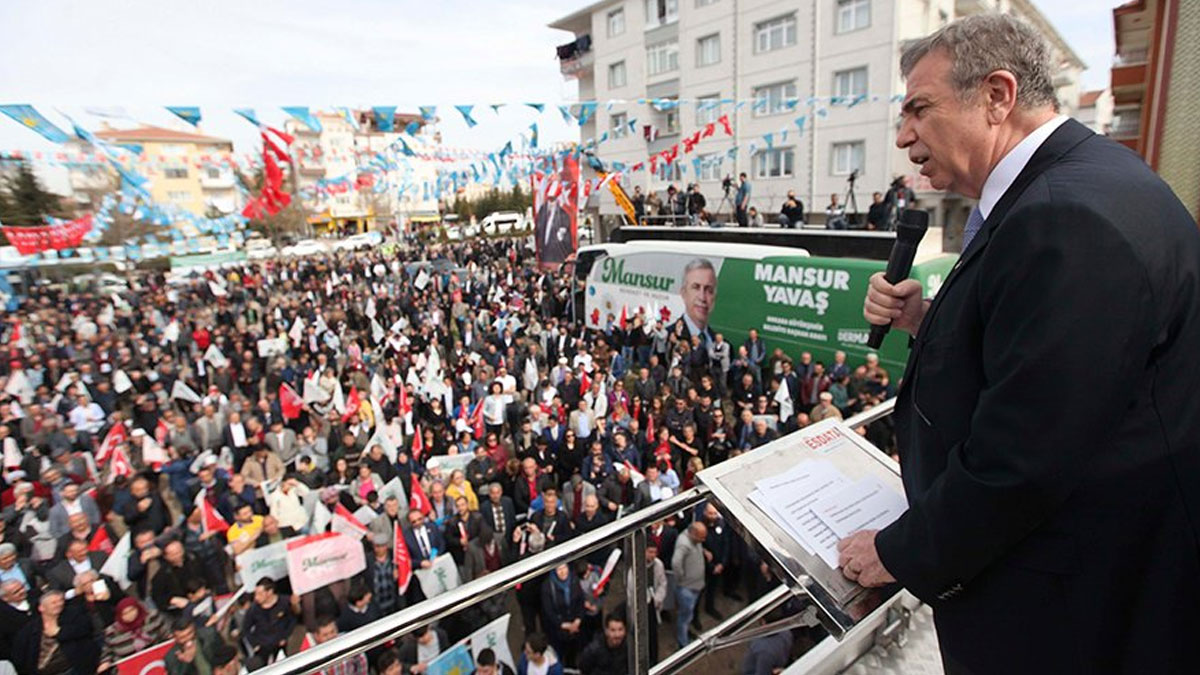 Ankara'da skandal: Duvara yazı yazan genel müdür yardımcısı çıktı!