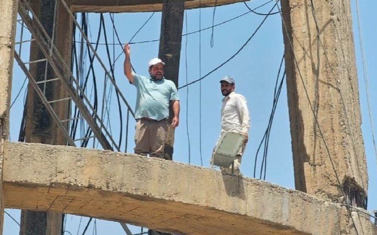 İşten Çıkarıldılar Kuleye Çıkıp Eylem Yaptılar