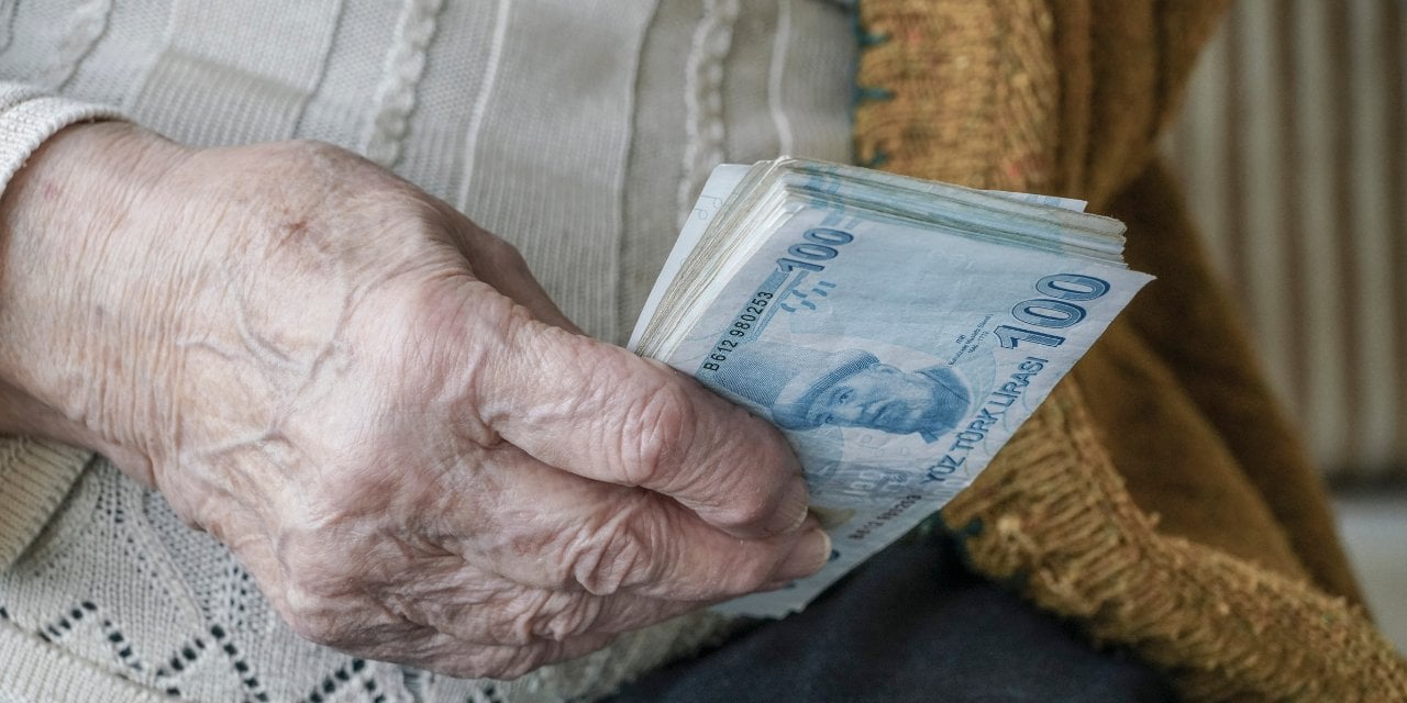Gazeteci Cem Küçük'ten Vatandaşa Kötü Haberi Verdi! İşte İktidarın Emekli Maaşı Planı