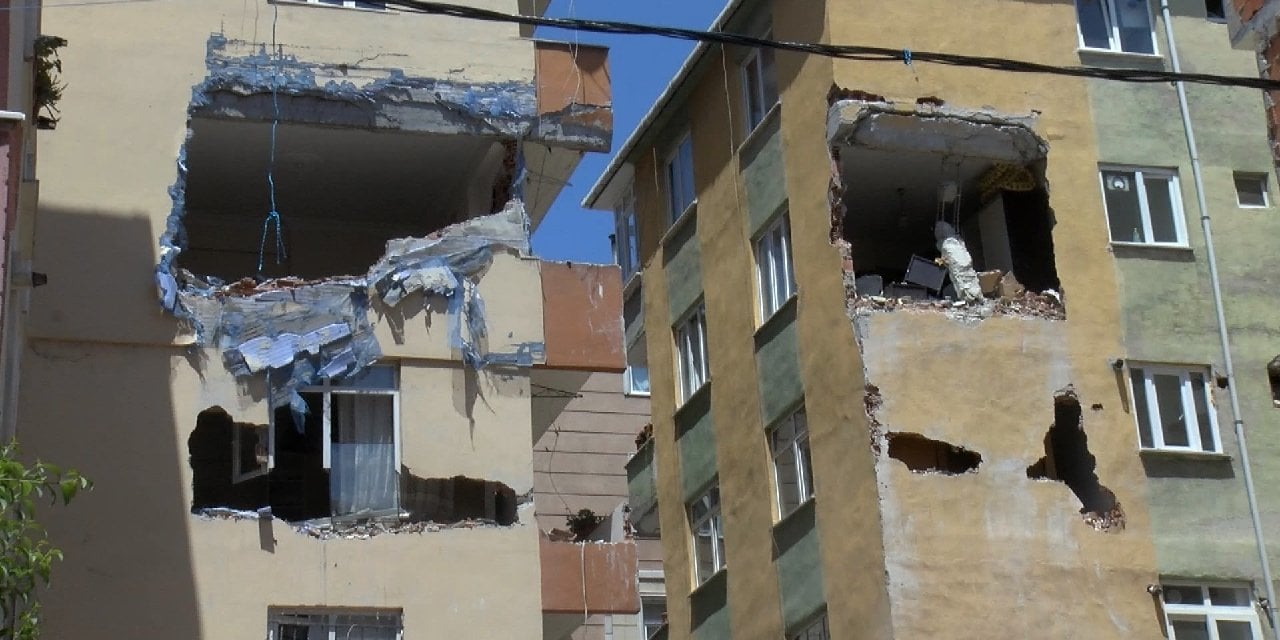 İstanbul'da Yedi Katlı Binada Çökme