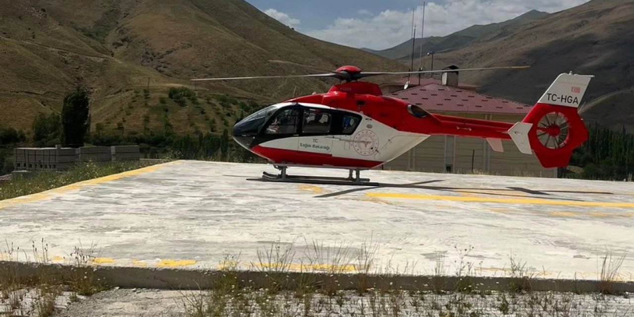 Van'da Yüksekten Düşen Bebek İçin Ambulans Helikopter Havalandı