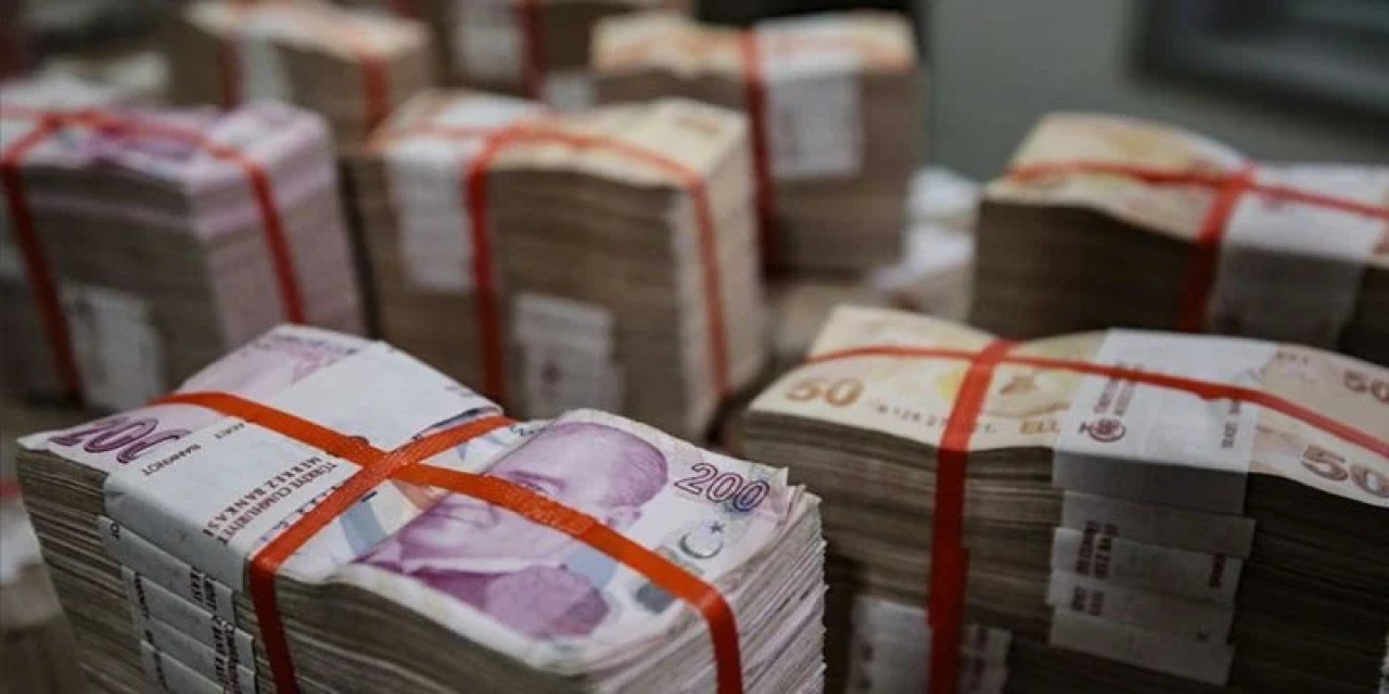 Hazine 11 milyar lira borçlandı!