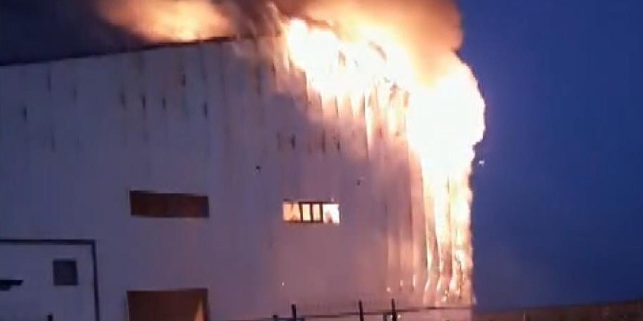 Silivri'de Korkutan Fabrika Yangını!
