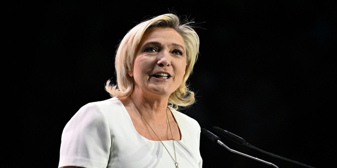 Le Pen'e Bir Darbe Daha! Soruşturma Açıldı