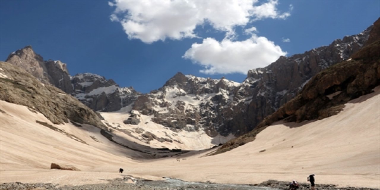 Onlar Anadolu'nun En Eski Tanıkları! Cilo Dağı'ndaki Buzullar Yok Olmak Üzere