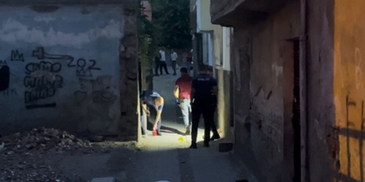Yoldan Geçerken Felaketi Yaşadı: Silahlı Kavgada Kan Aktı