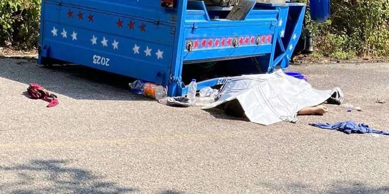 Düzce'de Dehşet Anları! Tarım Aracı Devrildi