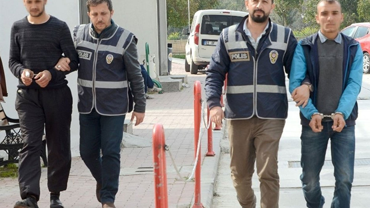 Adana'da 'halayı bozuyorsunuz' kavgası: 2 yaralı, 6 gözaltı