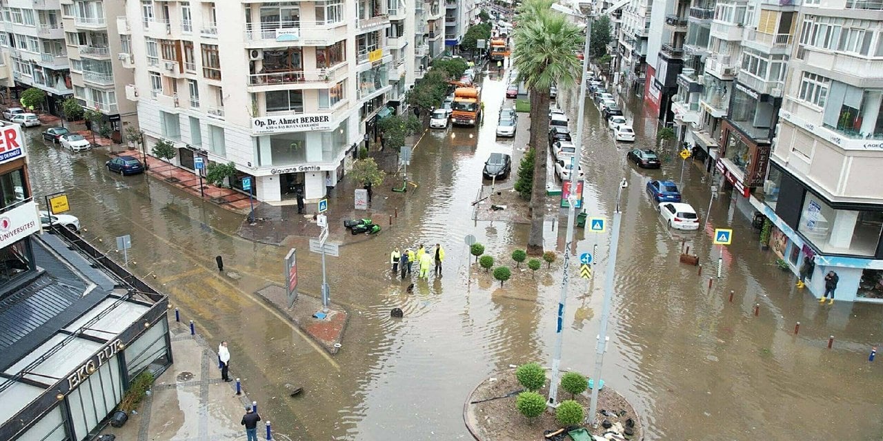 İzmir'i Korkutan Uyarı: Deniz Kentin İçine Girecek!