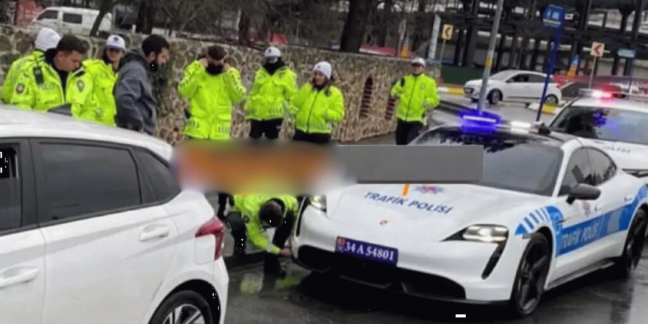 Dilan Polat'ın Ferrari Polis Aracı Kazaya Karıştı!