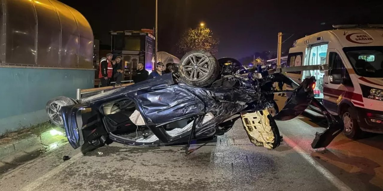 Bursa'da Trafik Kazasında 3 Kişi Yaralandı