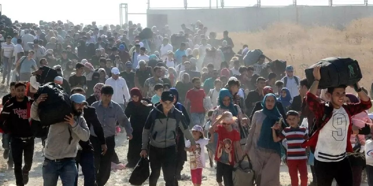 Suriyeliler geri dönmeye başladı mı? 100 Bin kişi döndü iddiası