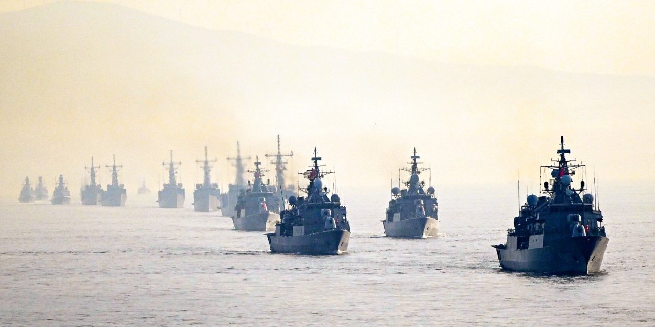 Deniz Kuvvetleri'nden 50 gemiye görev