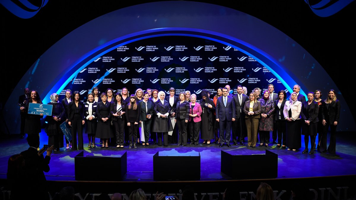 Türkiye'ye Enerji Veren Kadınlar Ödülleri sahiplerini buldu