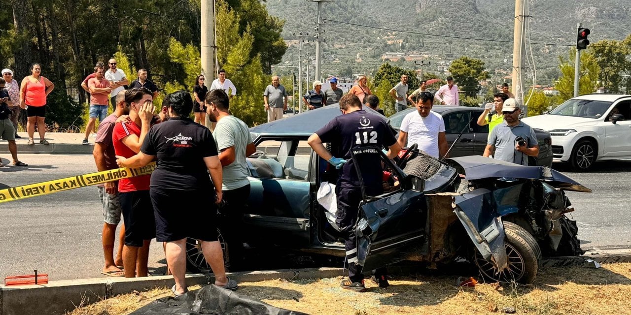 Edirne'de kavşaktaki kazada bir ölü bir gözaltı