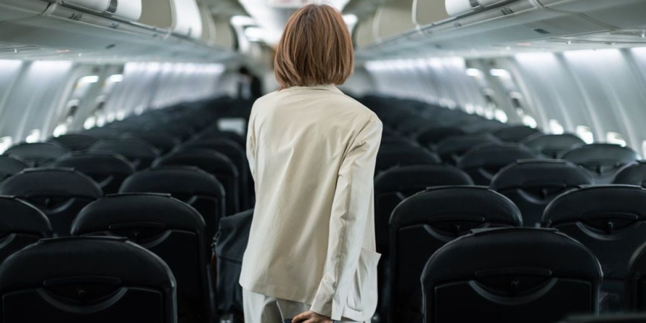 Kadınların Uçakta Erkeklerin Yanına Oturmamasına İzin Veren Dünyanın İlk Havayolu Şirketi: