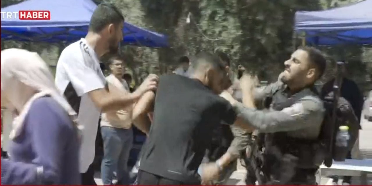 İsrail askerleri TRT ekibine saldırdı: Kameraman yaralandı
