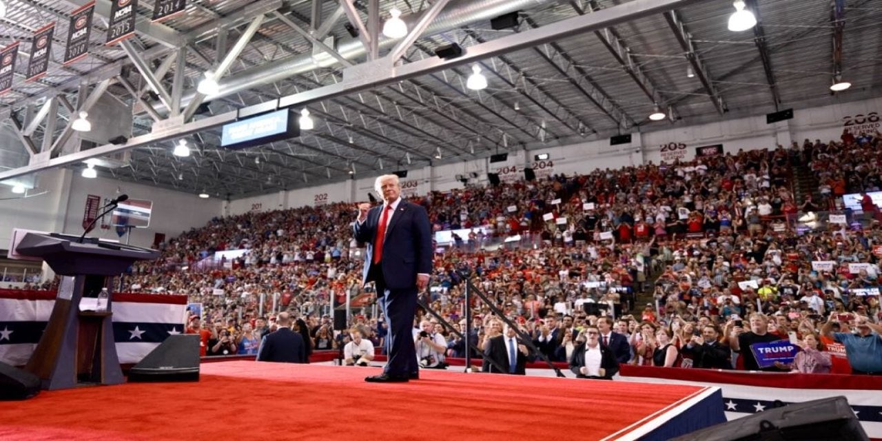 Trump: Biden ve Harris "geçmişin solan anısı" olacak