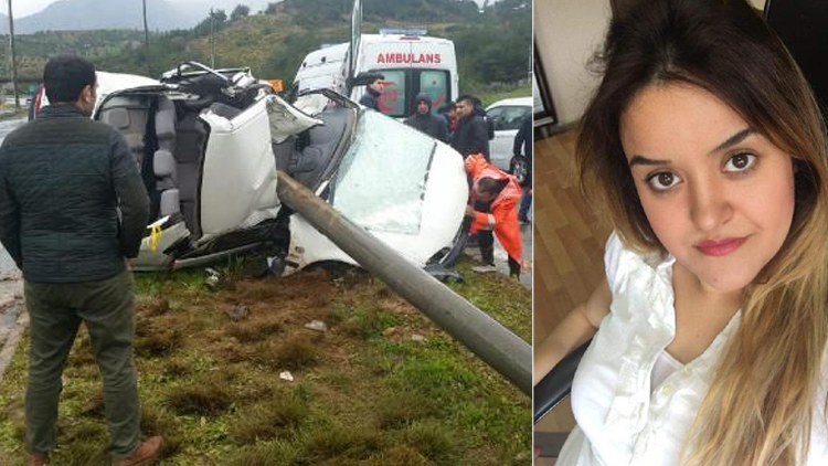 Otomobil aydınlatma direğine çarptı: Anne öldü, oğlu kurtuldu