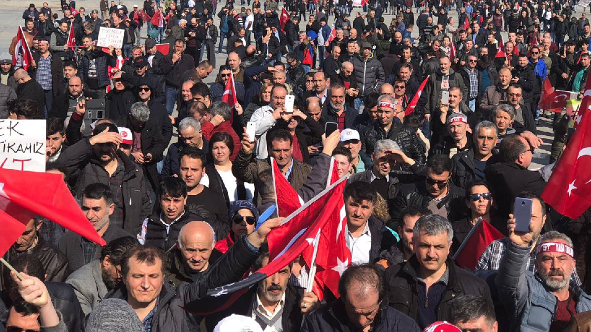 EYT'lilerden bu kez İstanbul çıkarması: 'Devlet bizi kandırdı'