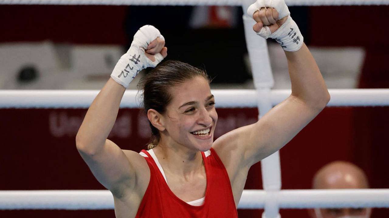 Buse Naz Çakıroğlu olimpiyat ikincisi oldu!