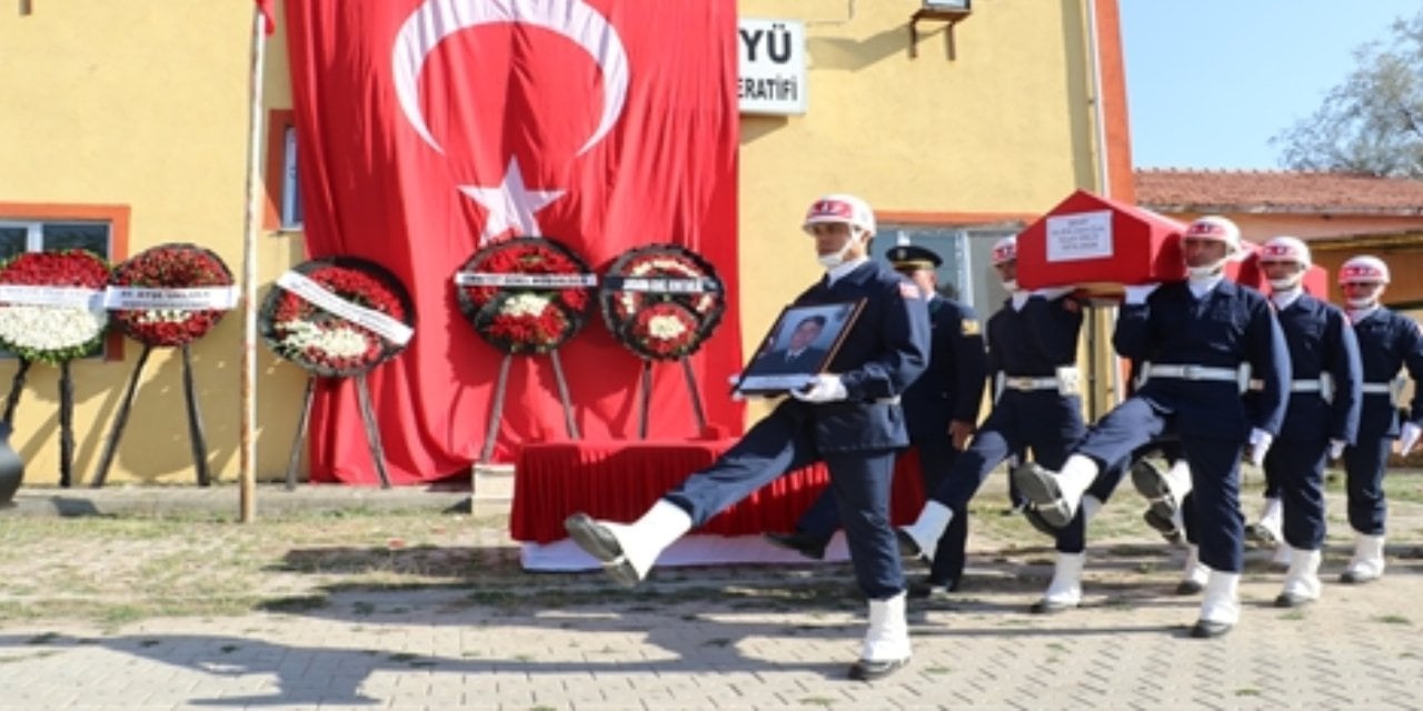 Somali şehidi Uzman Çavuş Ünlü, toprağa verildi