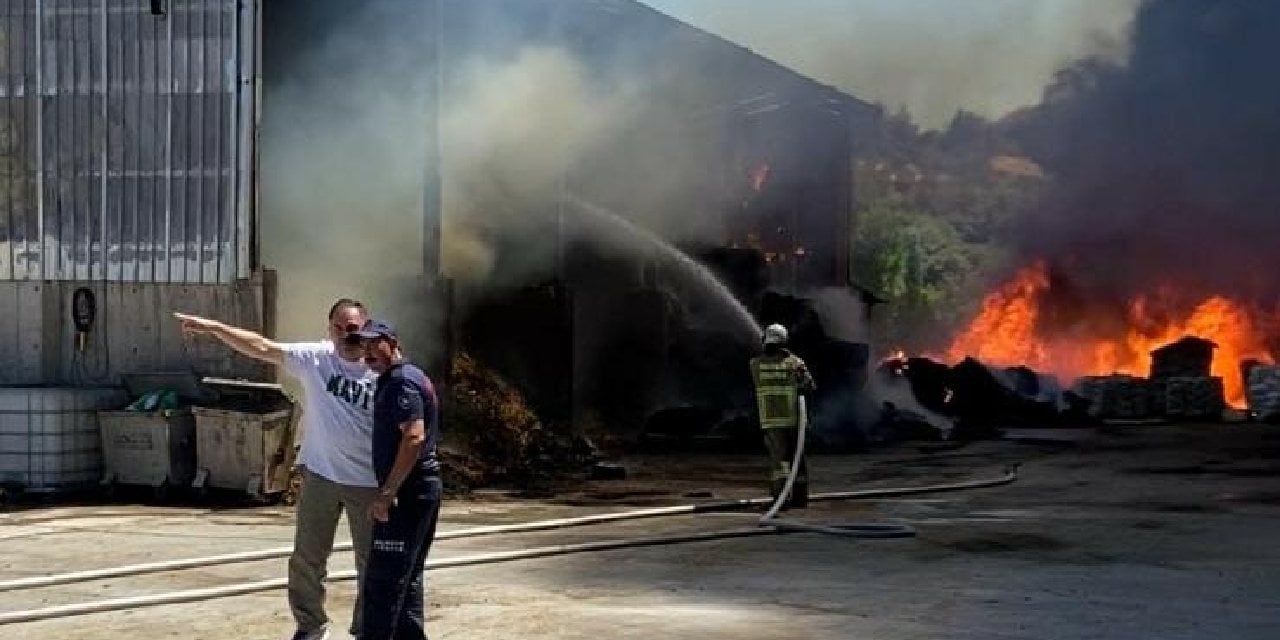 Balıkesir'de çiftlik bir saat boyunca alev alev yandı