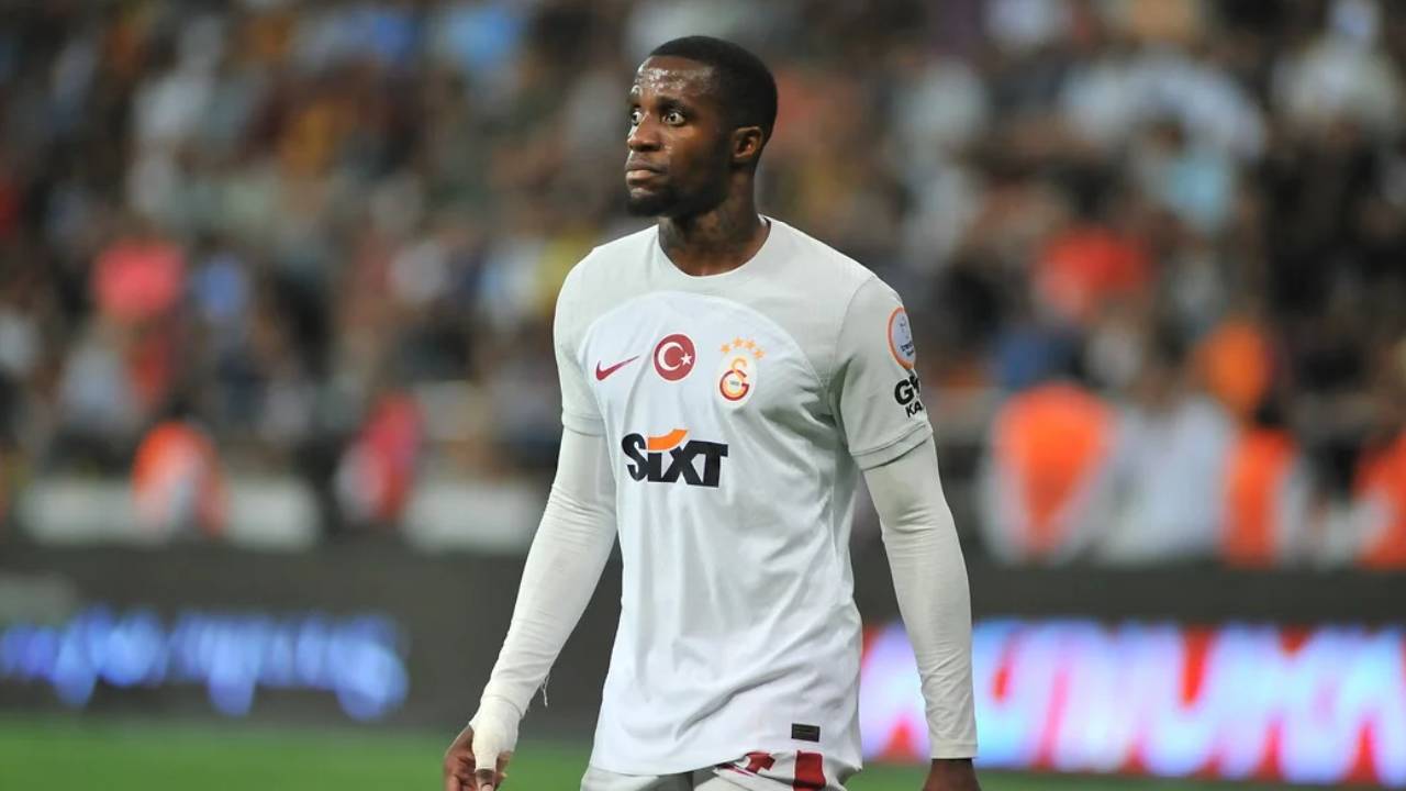 Galatasaray'da sürpriz ayrılık! Zaha'nın yeni adresi belli oldu