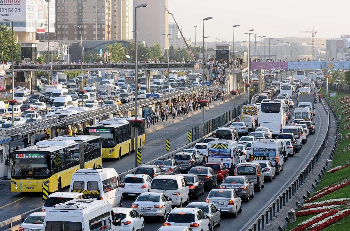 İstanbul'da 45 günlük yol çalışması: 2 şeride düşecek