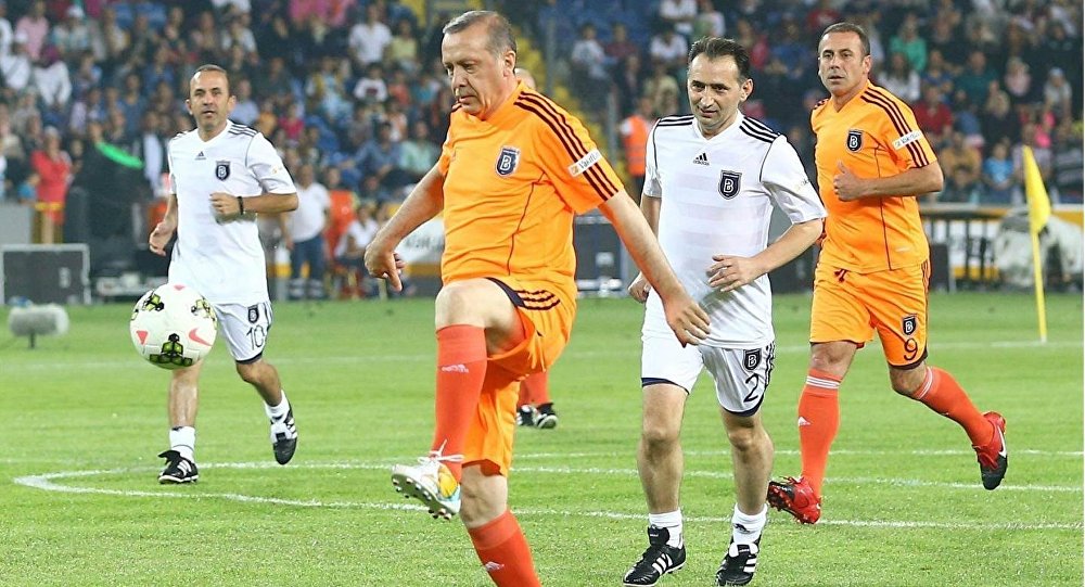 Erdoğan, Başakşehir'i şampiyon ilan etti! "Ben kurdum..."