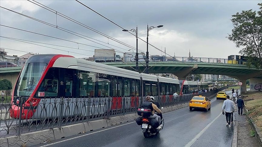 İstanbullular dikkat: Tramvay seferleri durduruldu